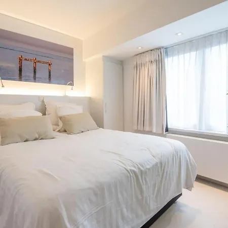 Eliza - Luxurious With Stunning Sea Views דירה *